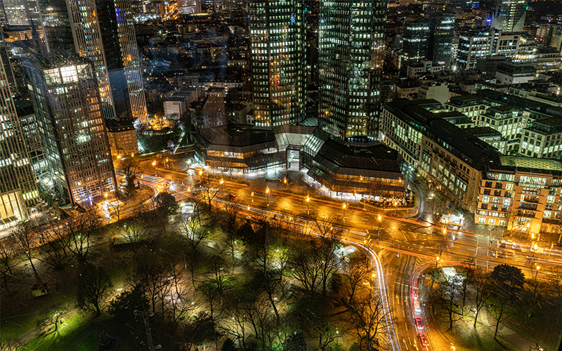 Frankfurt skyline at night, photographed by Wolfgang Niefert